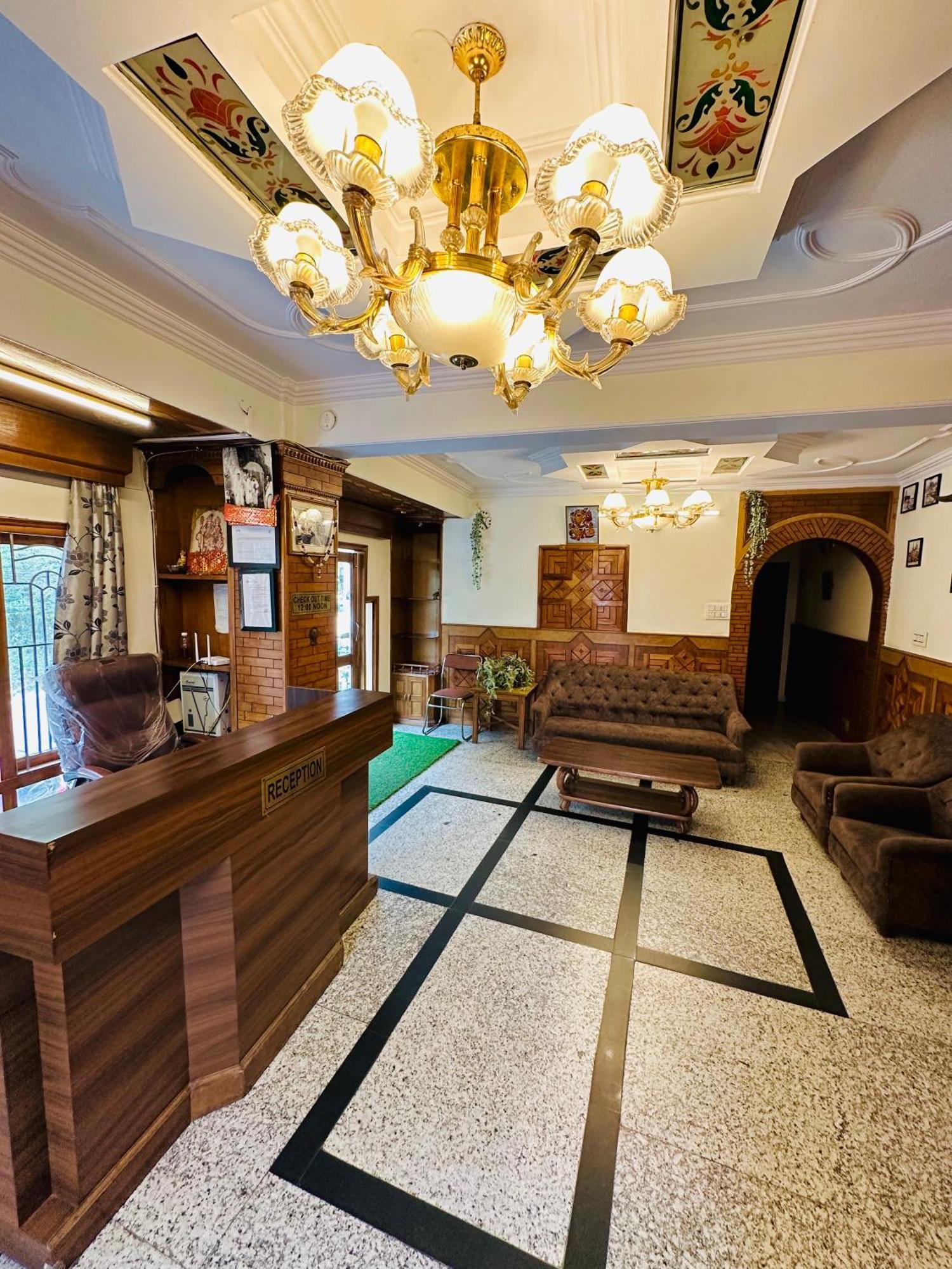 Hotel Avalanche Shimla Exterior foto